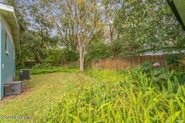 4415 Rainer Road Jacksonville, FL 32210 - Photo 13 of 19 021_4415_ranier_rd_21