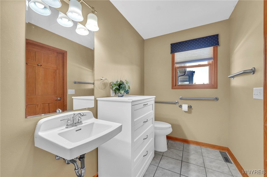 6890 Heise Road Clarence, NY 14032 - Photo 18 of 50