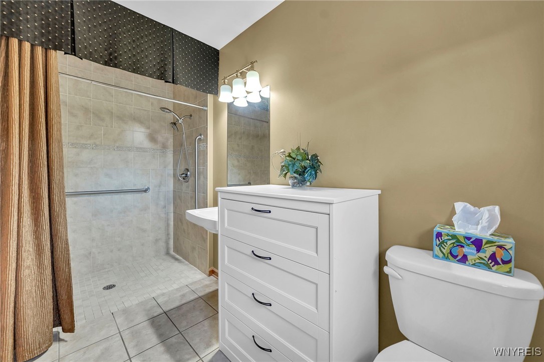 6890 Heise Road Clarence, NY 14032 - Photo 19 of 50