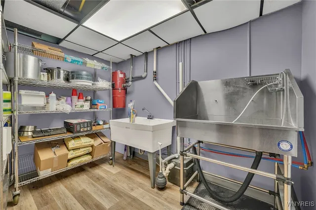 $635,000 | 6890 Heise Road, Clarence, NY 14032