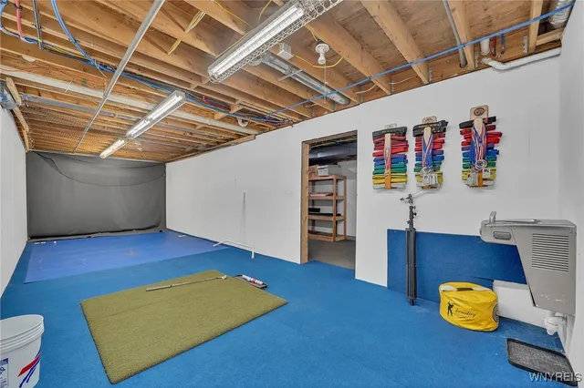 $635,000 | 6890 Heise Road, Clarence, NY 14032