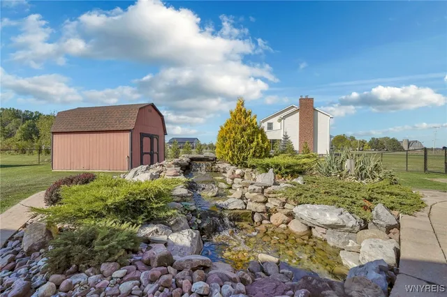 $635,000 | 6890 Heise Road, Clarence, NY 14032