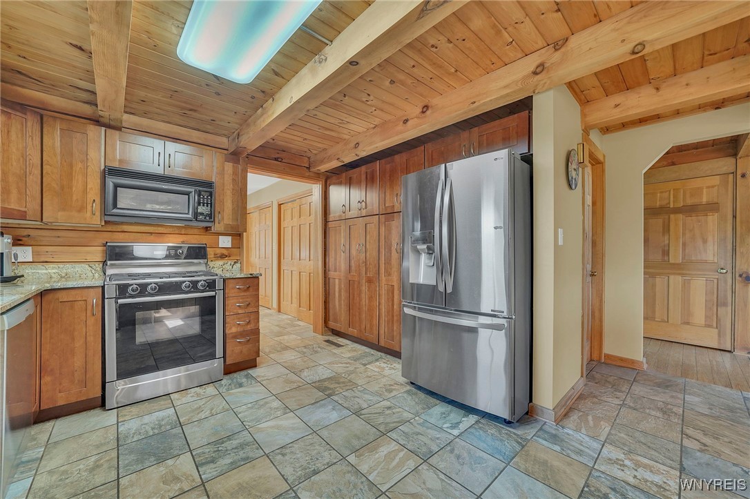 6890 Heise Road Clarence, NY 14032 - Photo 8 of 50