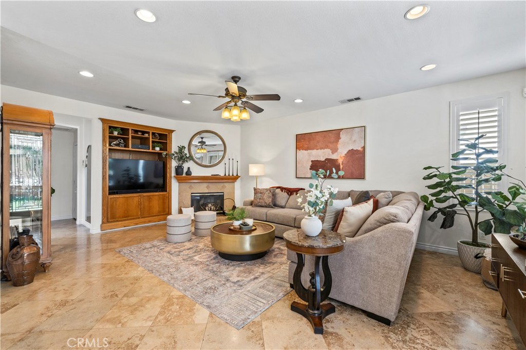 4375 Leonard Way Corona, CA 92883 - Photo 17 of 49