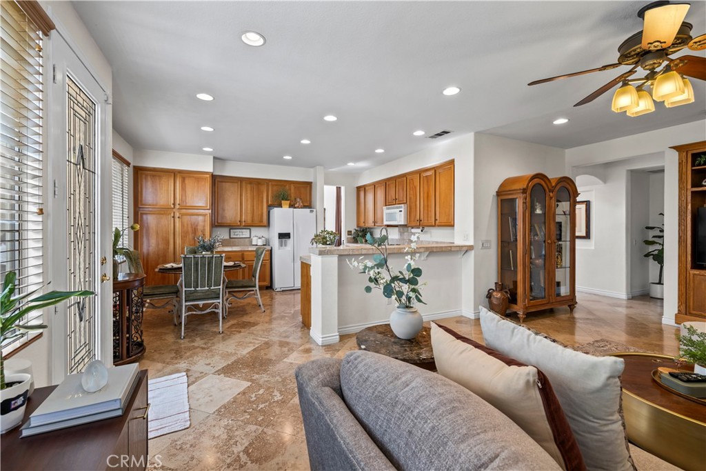 4375 Leonard Way Corona, CA 92883 - Photo 20 of 49