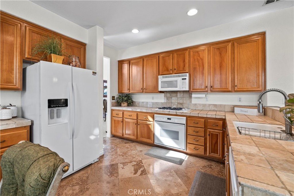 4375 Leonard Way Corona, CA 92883 - Photo 24 of 49