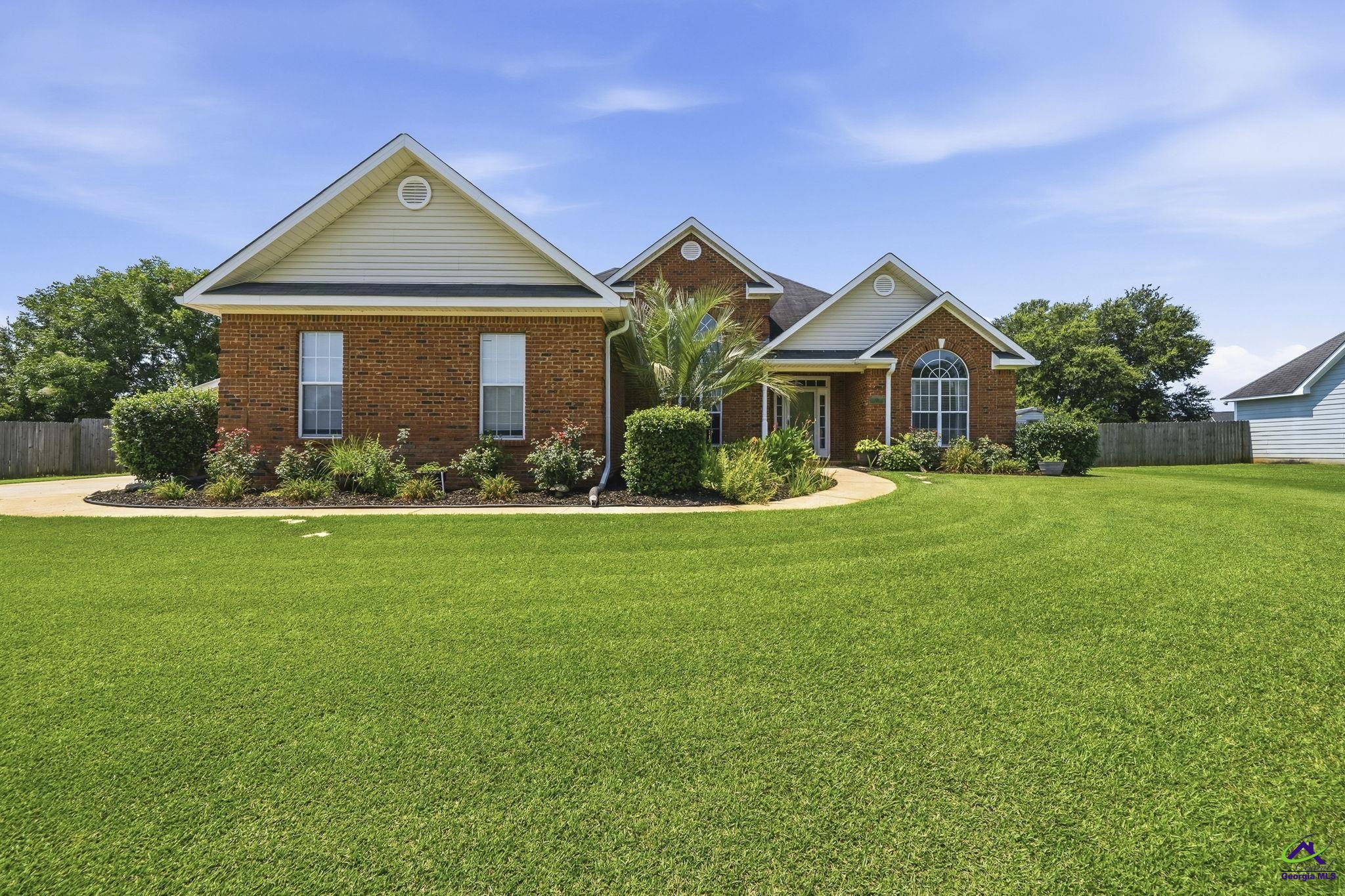 128 Spring Chase Circle Kathleen, GA 31047 - Photo 1 of 53