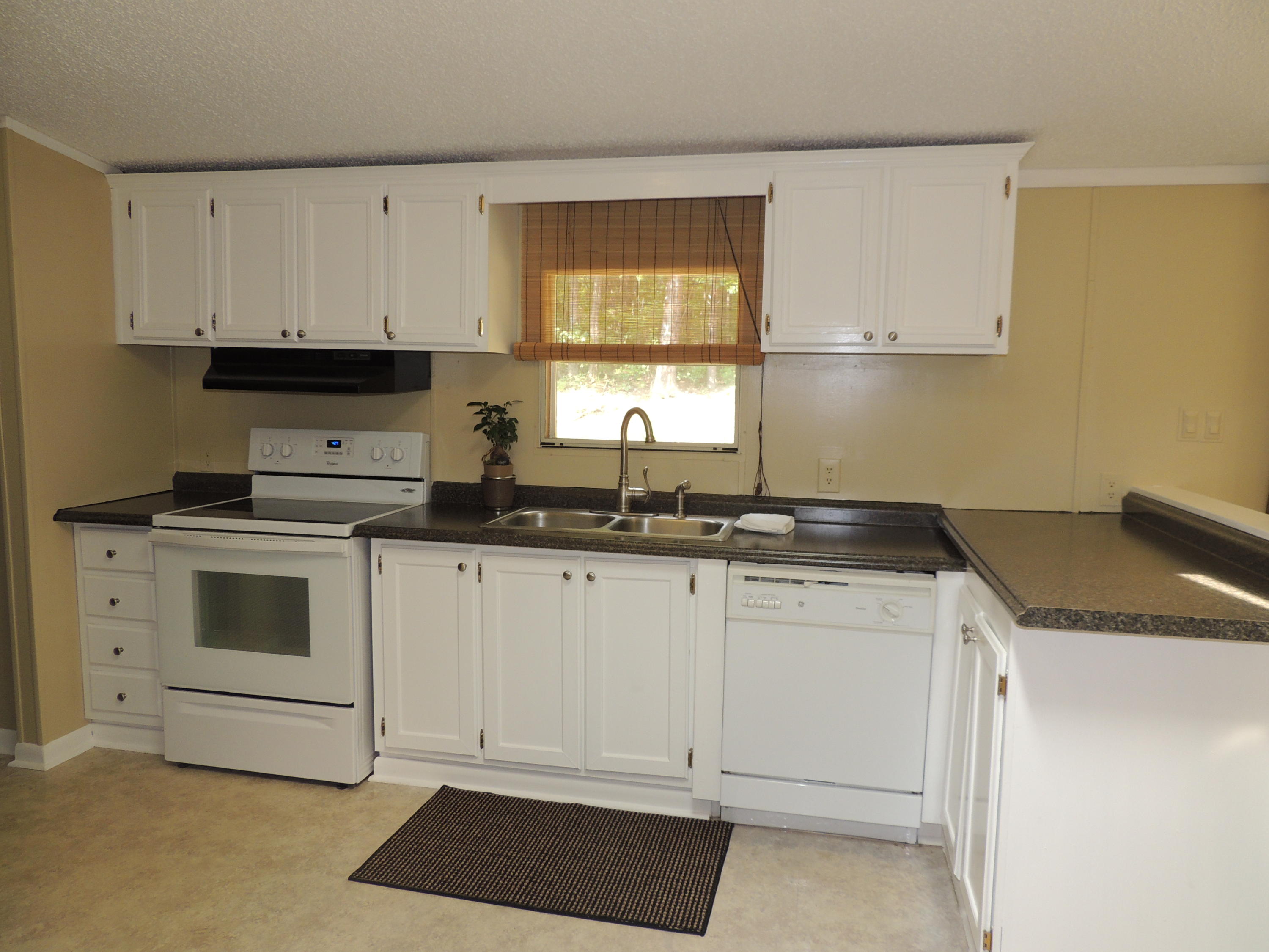 5426 Keffer Road Catawba, VA 24070 - Photo 9 of 30 Kitchen 4