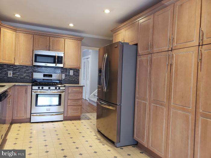 100 Forest Road Moorestown, NJ 08057 - Photo 9 of 24 Gallery Image 9