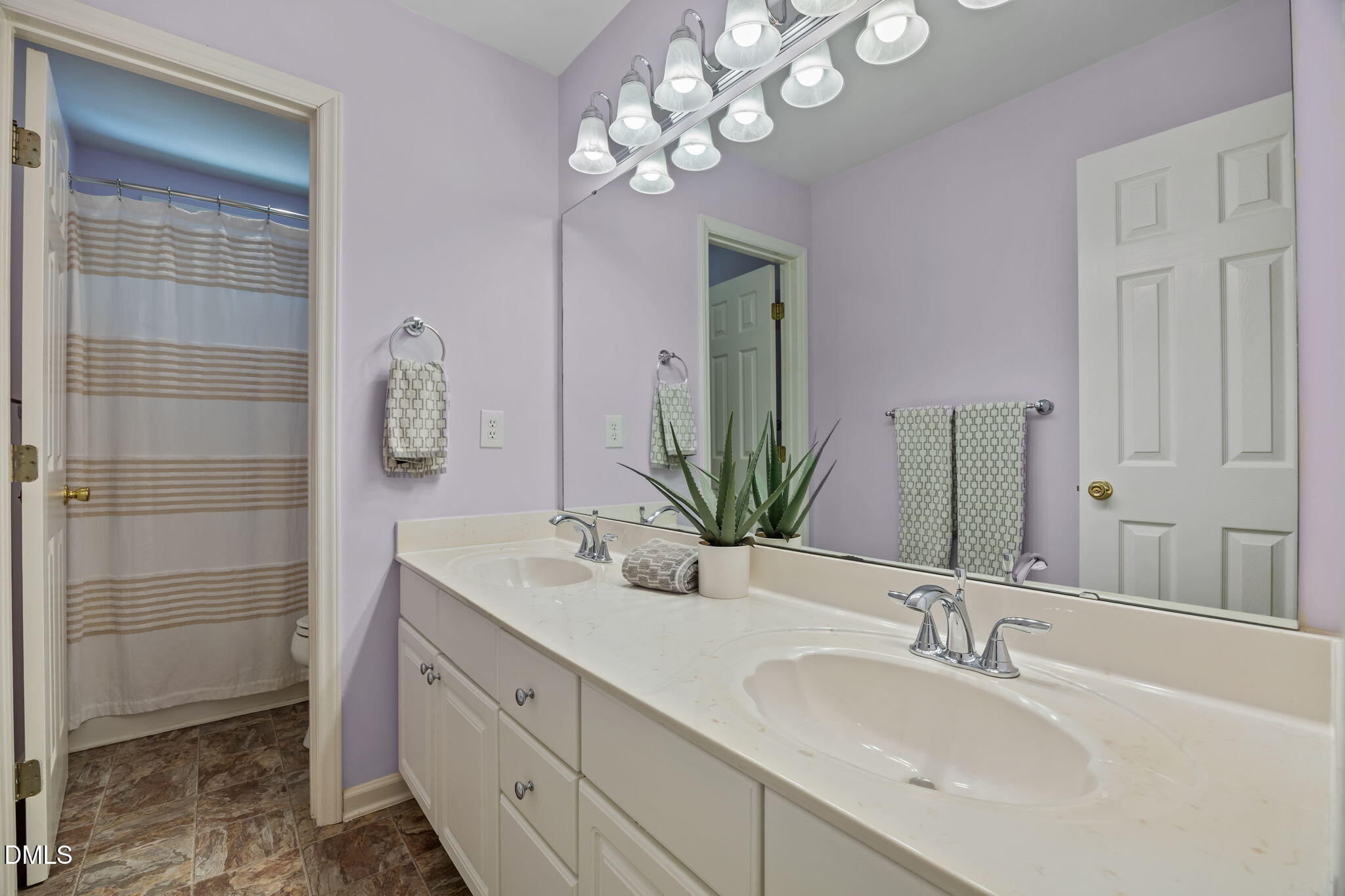 4008 Sunridge Road Raleigh, NC 27613 - Photo 24 of 42 Gallery Image 24