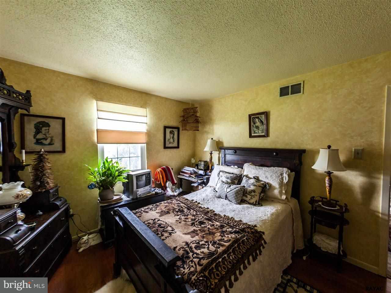 4281 Davidsburg Road Dover, PA 17315 - Photo 20 of 36 Gallery Image 20