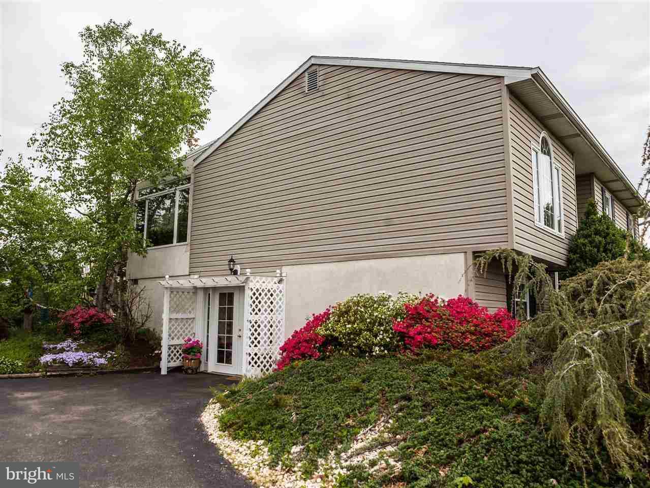 4281 Davidsburg Road Dover, PA 17315 - Photo 3 of 36 Gallery Image 3