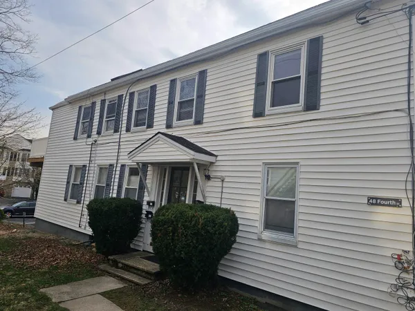 $1,895 | 48 4th Street, Unit 3, Dover, NH 03820