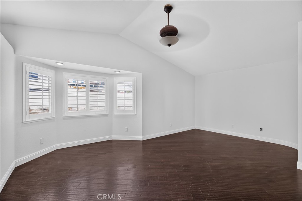 1503 Cresta Road Corona, CA 92879 - Photo 11 of 22 Gallery Image 11