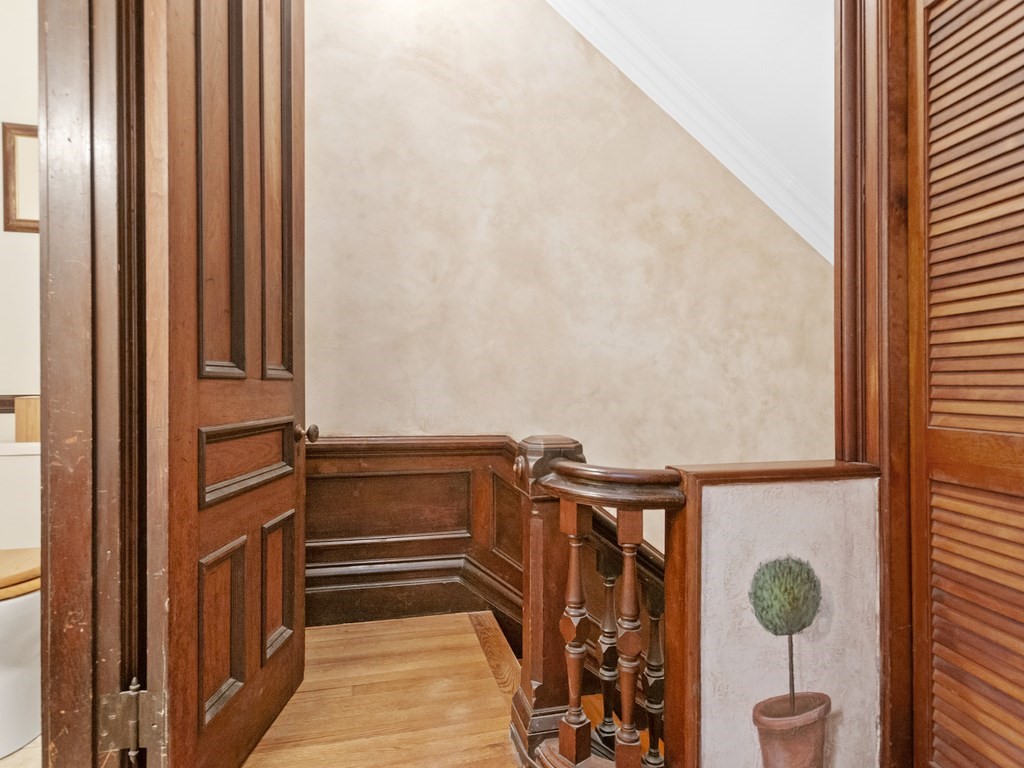 23 Braddock Park, Unit 2 Boston, MA 02116 - Photo 12 of 27