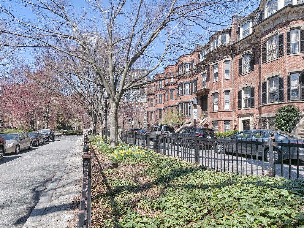 23 Braddock Park, Unit 2 Boston, MA 02116 - Photo 21 of 27