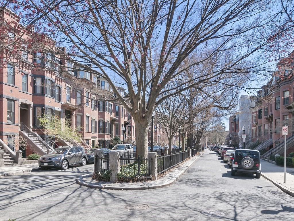 23 Braddock Park, Unit 2 Boston, MA 02116 - Photo 22 of 27