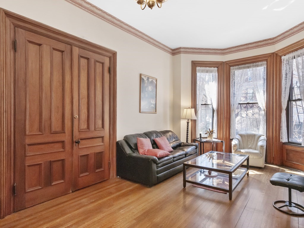 23 Braddock Park, Unit 2 Boston, MA 02116 - Photo 6 of 27