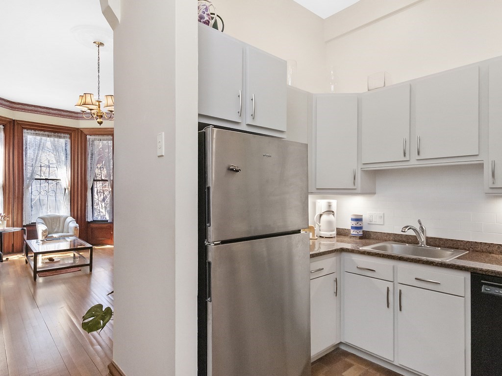 23 Braddock Park, Unit 2 Boston, MA 02116 - Photo 8 of 27