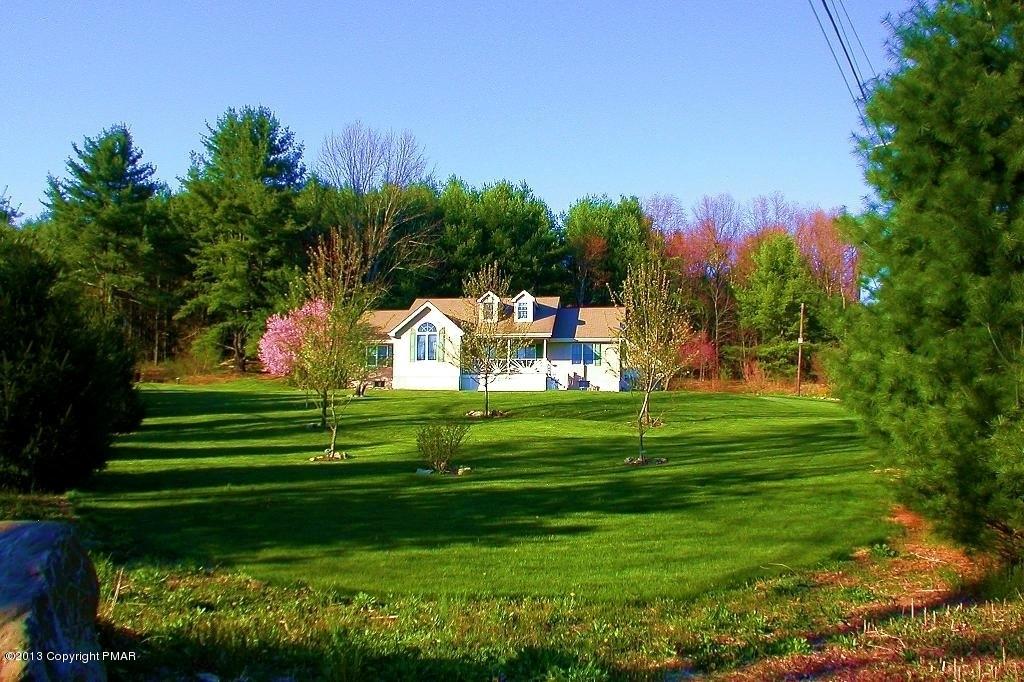 1001 Running Valley Rd
