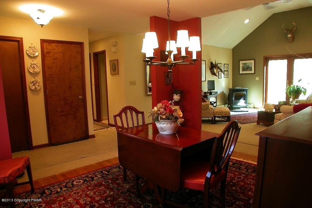 1001 Running Valley Road Stroudsburg, PA 18360 - Photo 15 of 30 Dining Room