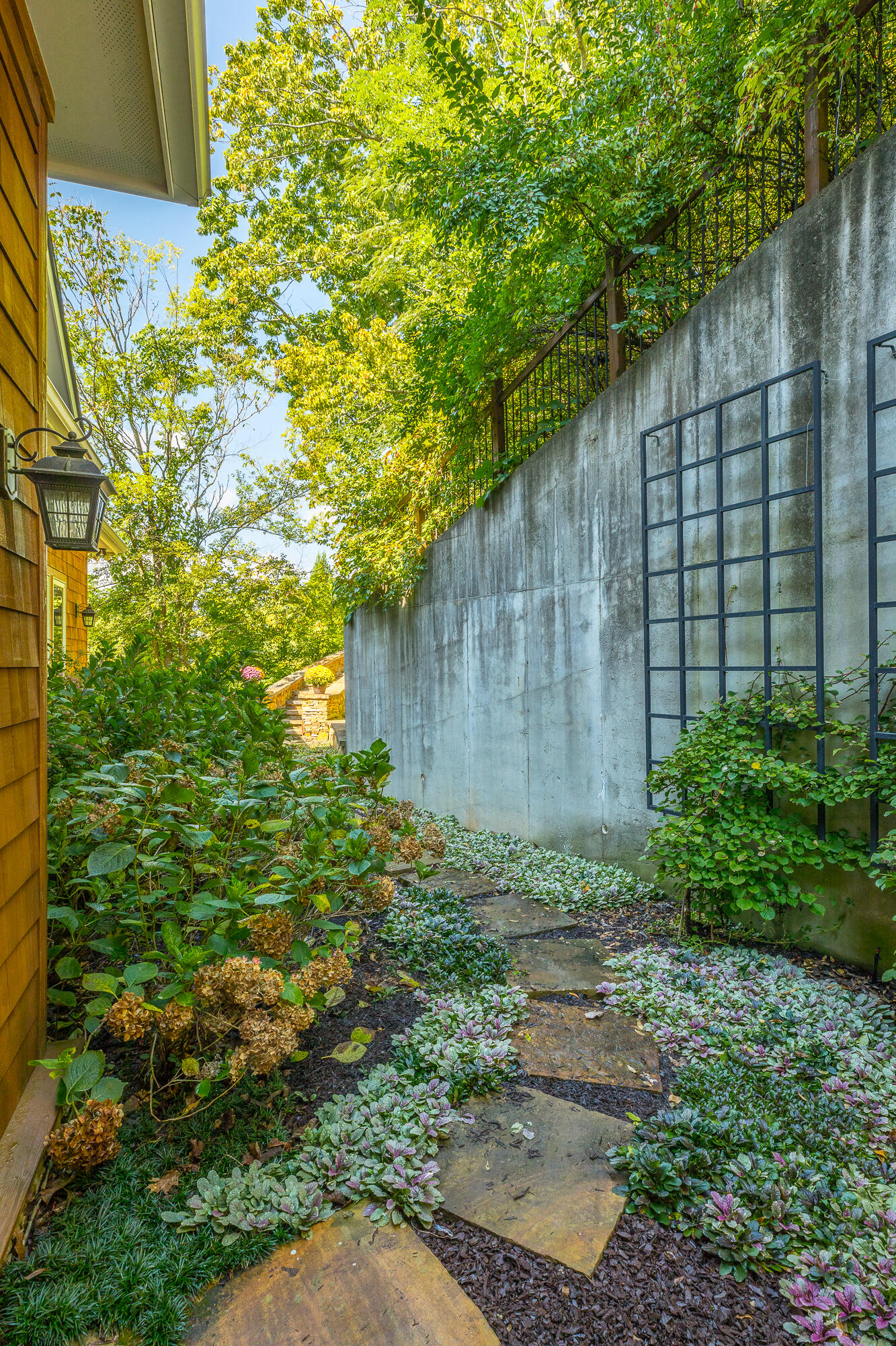 1707 Minnekahda Road Chattanooga, TN 37405 - Photo 29 of 90 1707 Minnekahda Rd. HD-98