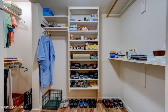 $369,900 | 6155 Crista Lynn Place, Unit 5, Prescott, AZ 86301