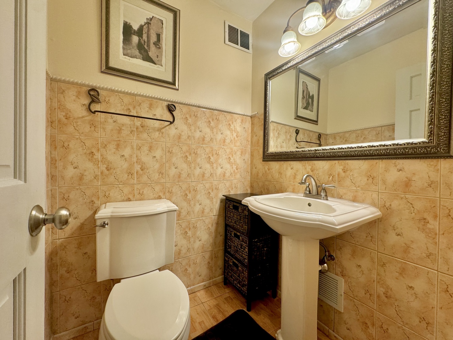 5600 Hillcrest Lane, Unit 3D Lisle, IL 60532 - Photo 16 of 25