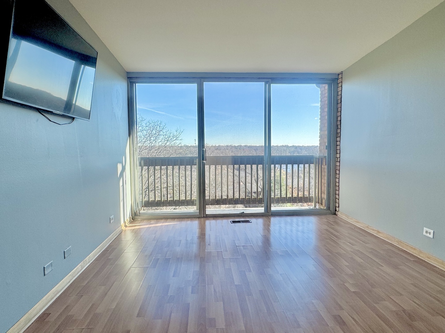 5600 Hillcrest Lane, Unit 3D Lisle, IL 60532 - Photo 17 of 25