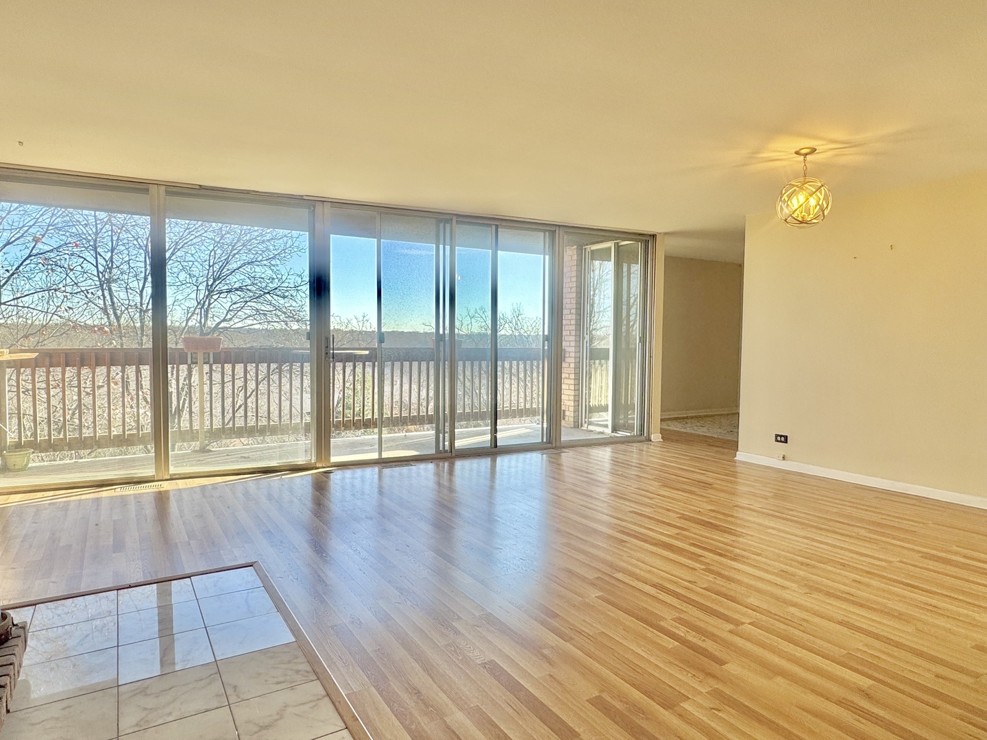 5600 Hillcrest Lane, Unit 3D Lisle, IL 60532 - Photo 7 of 25