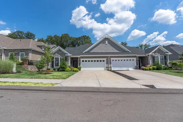 $510,000 | 6043 Liberty Boulevard, Gibsonia, PA 15044