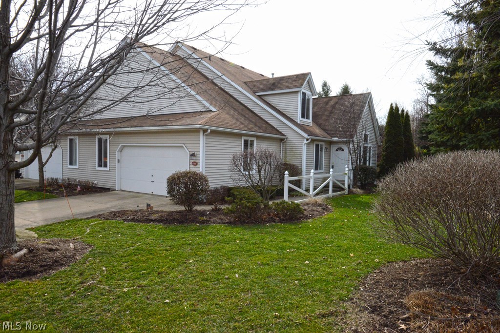 4164 Castle Ridge Akron, OH 44321 - Photo 1 of 35 Gallery Image 1