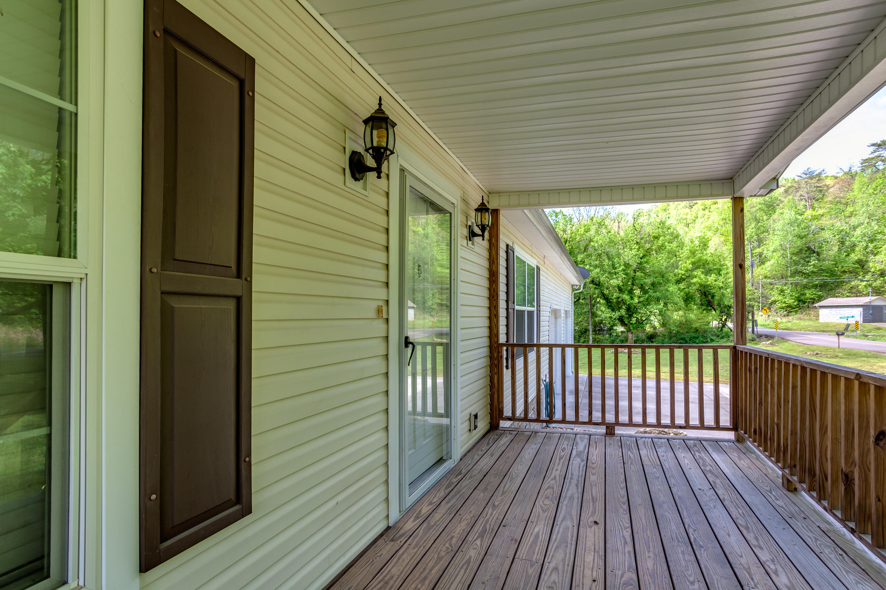 9704 Heiskell Road Heiskell, TN 37754 - Photo 4 of 34 007210506-2-9704HeiskellRdHeiskellTN-SMA