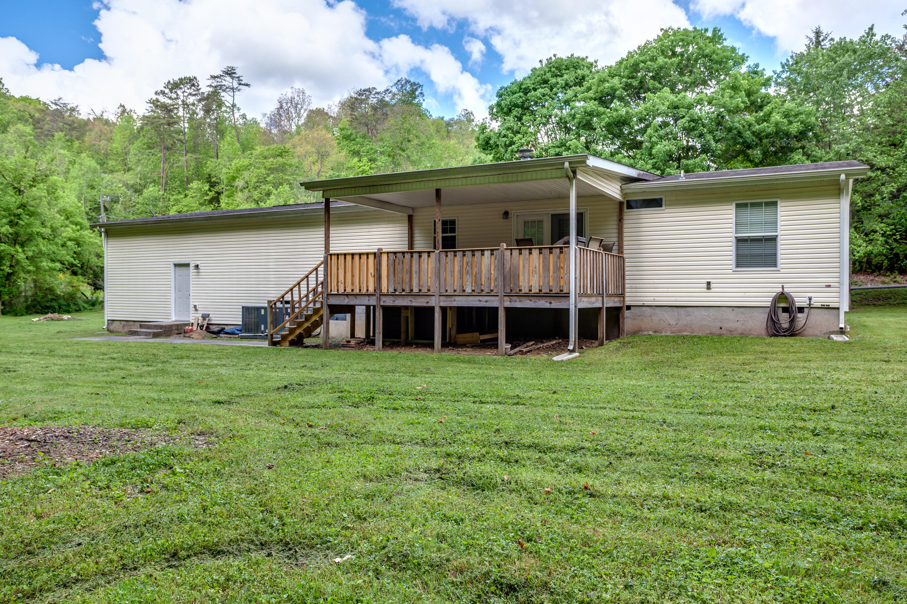 9704 Heiskell Road Heiskell, TN 37754 - Photo 34 of 34 040210506-2-9704HeiskellRdHeiskellTN-SMA