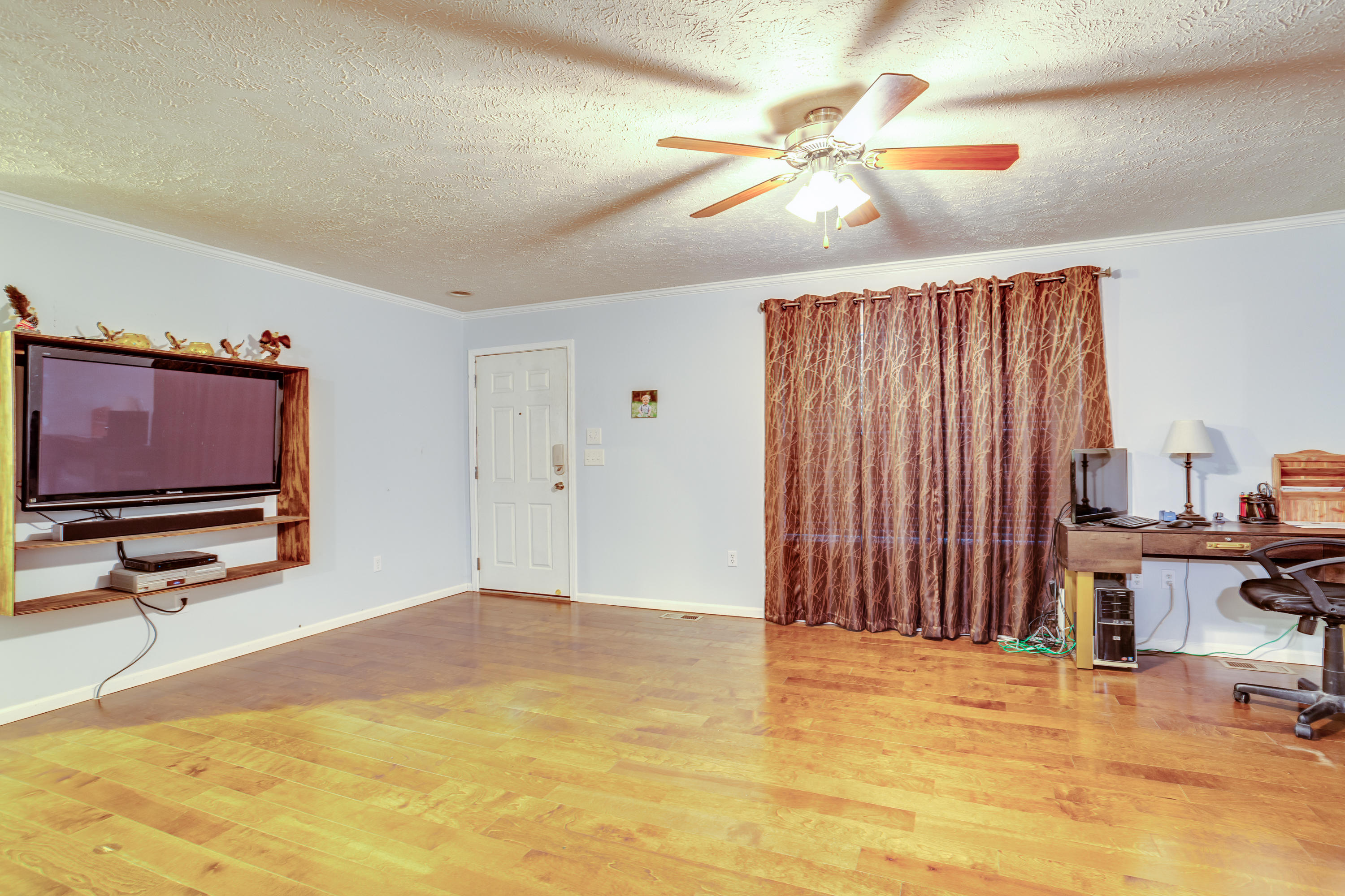 9704 Heiskell Road Heiskell, TN 37754 - Photo 5 of 34 008210506-2-9704HeiskellRdHeiskellTN-SMA