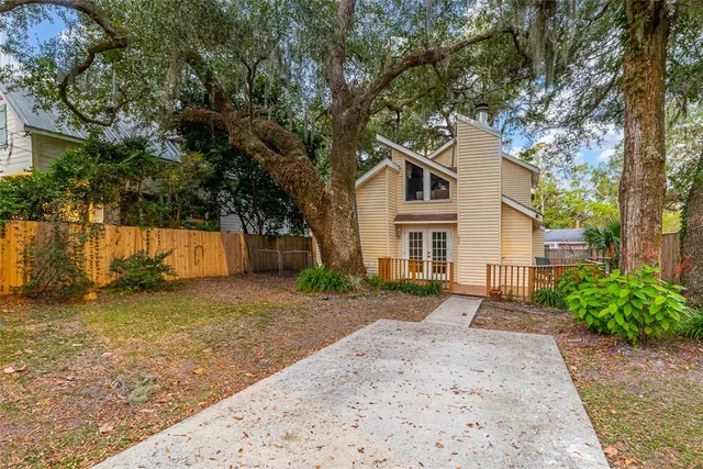 $555,000 | 239 Broadway Street, St. Simons Island, GA 31522