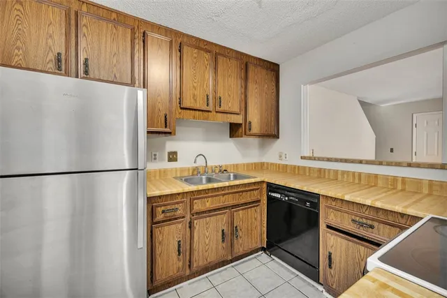 $555,000 | 239 Broadway Street, St. Simons Island, GA 31522