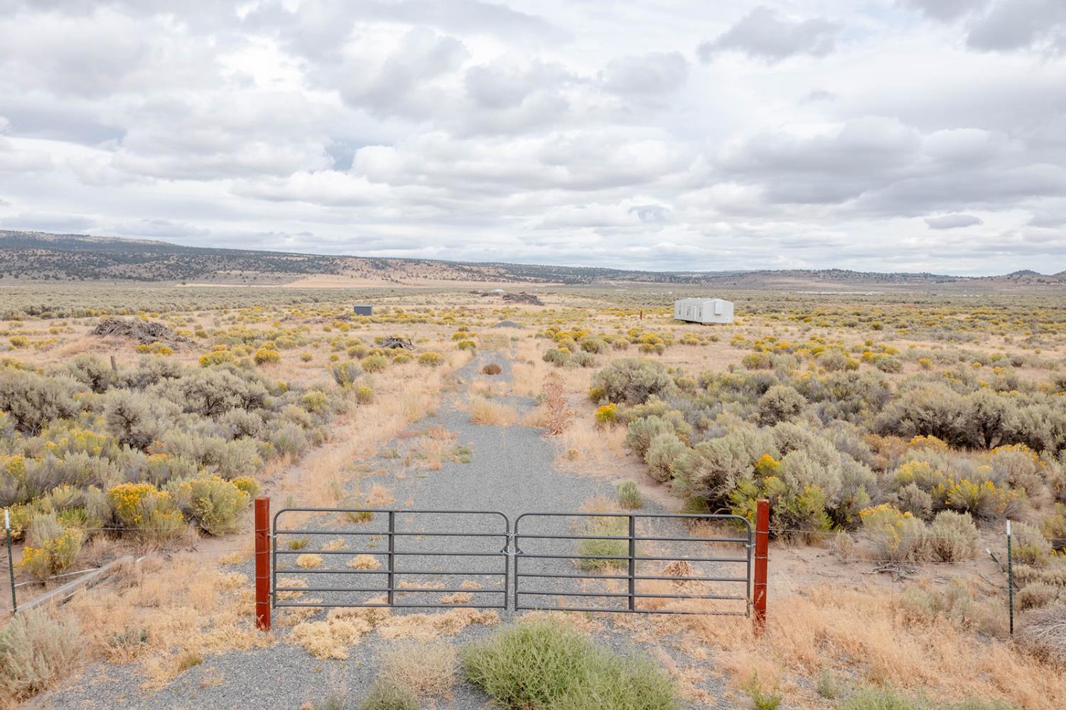 529-950 Stage Road Ravendale, CA 96123 - Photo 1 of 10 Gallery Image 1