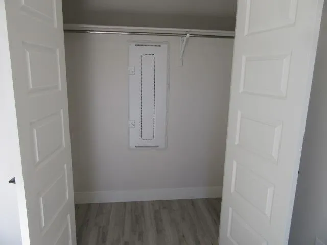 an empty room with a empty space