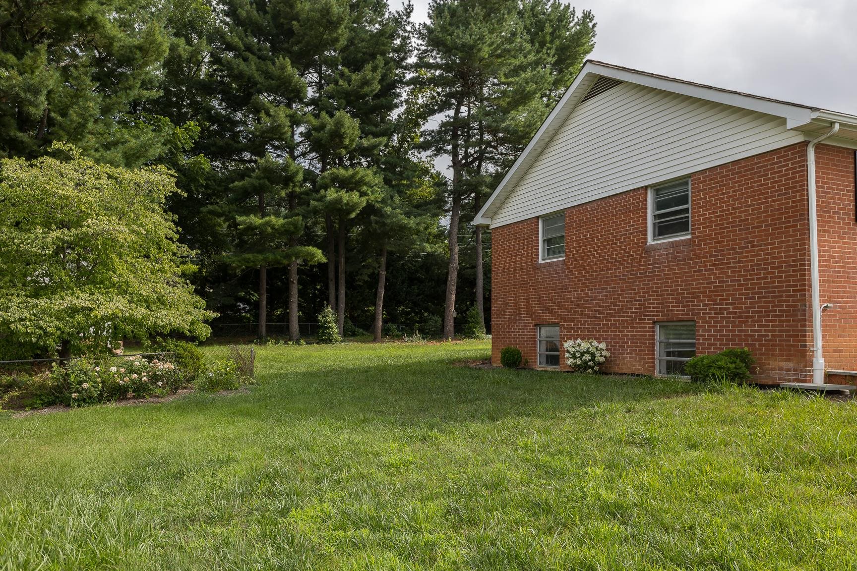 871 Kent Road Waynesboro, VA 22980 - Photo 54 of 64 Gallery Image 54