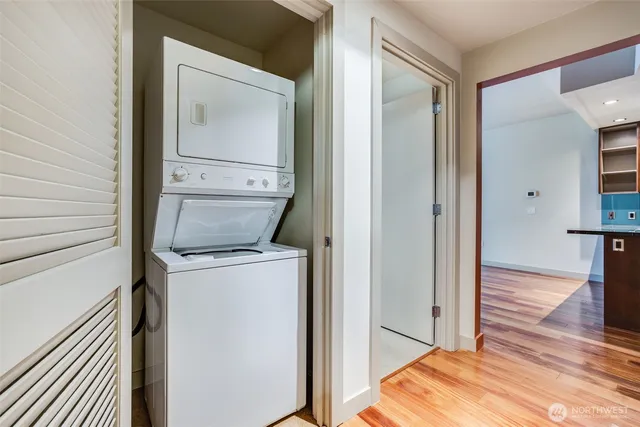 $2,850 | 900 Lenora Street, Unit W803, Seattle, WA 98121