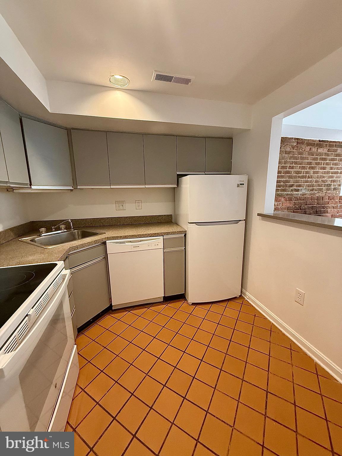 1211 Q Street Northwest Washington, DC 20009 - Photo 6 of 22