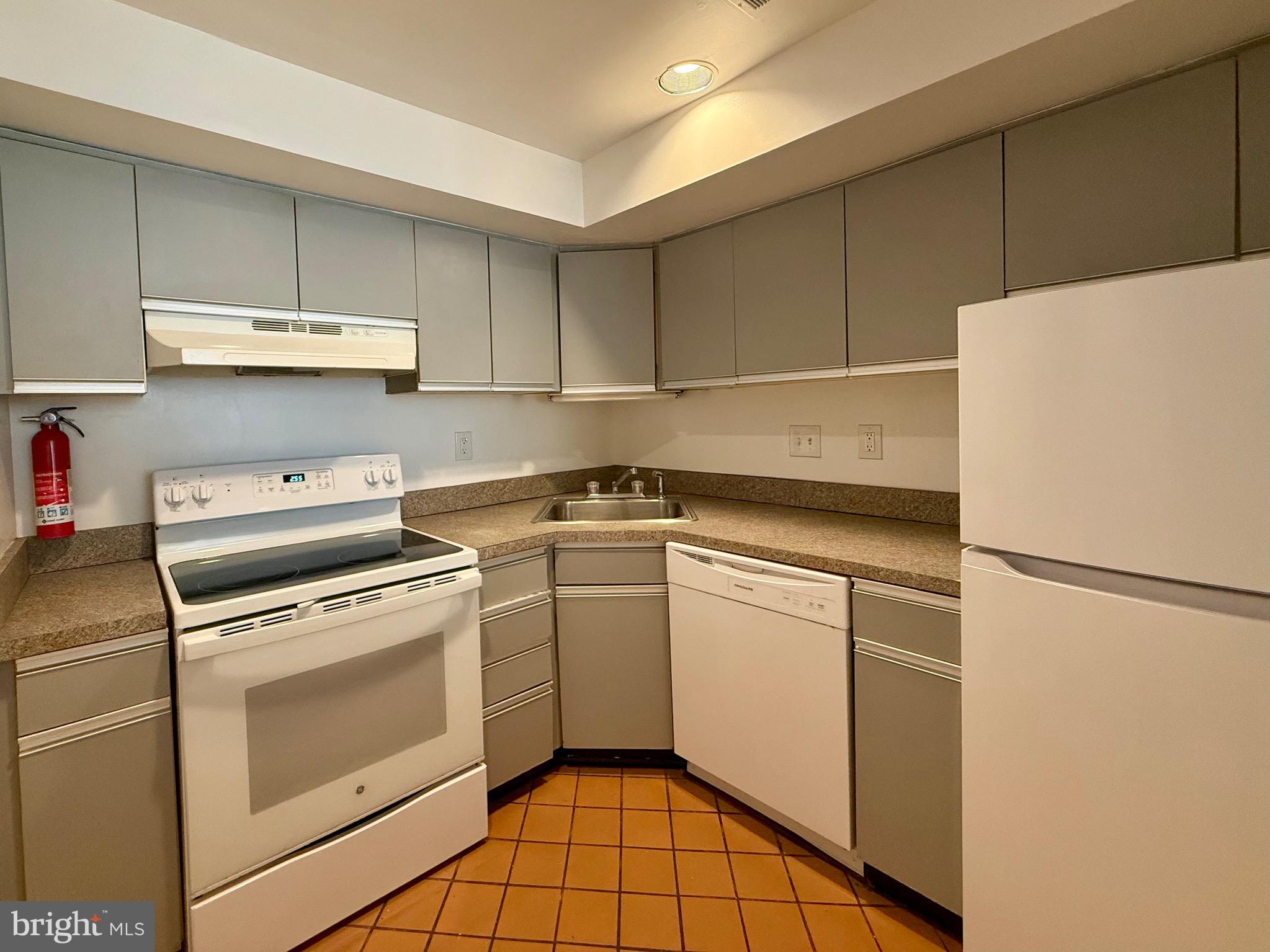 1211 Q Street Northwest Washington, DC 20009 - Photo 7 of 22