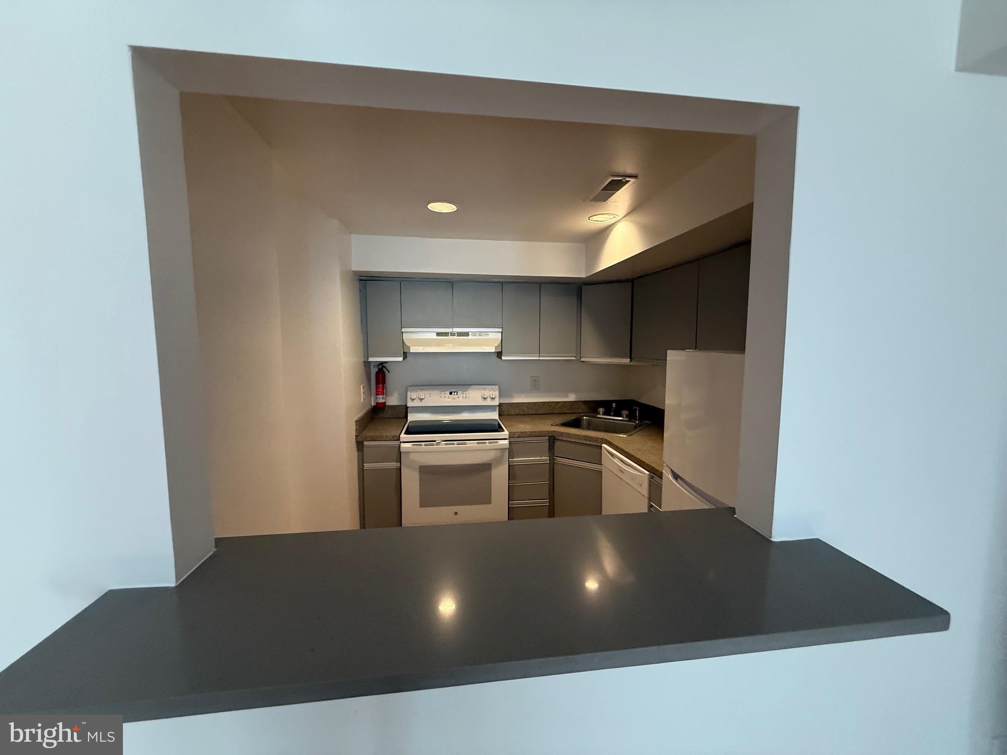1211 Q Street Northwest Washington, DC 20009 - Photo 8 of 23 Gallery Image 8