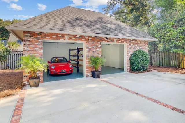 $1,395,000 | 113 Tea Farm Road, Summerville, SC 29483