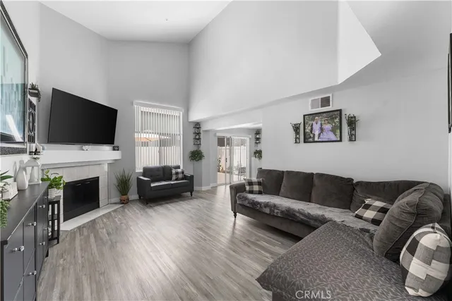 $699,999 | 9228 Ventana Lane, North Hills, CA 91343