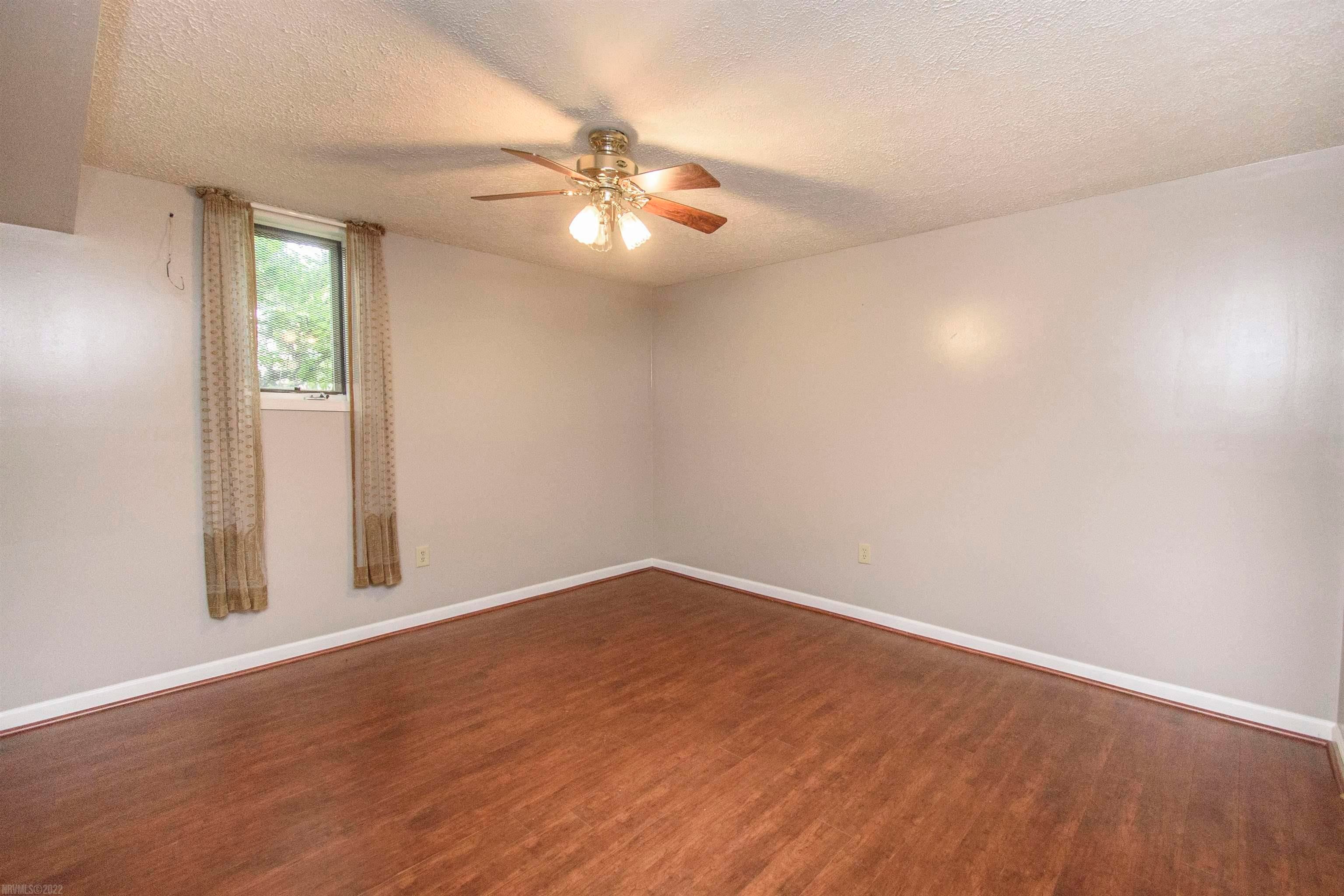 580 Atkinson Road Christiansburg, VA 24073 - Photo 31 of 47 Gallery Image 31