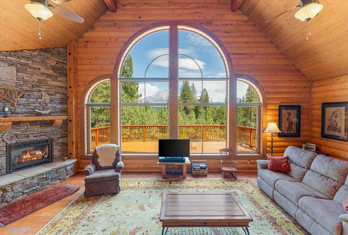 3914 Eddy Creek Road Weed, CA 96094 - Photo 7 of 42 Gallery Image 7