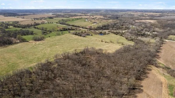 $464,760 | Southeast 95th Road Southeast, Agency, MO 64401