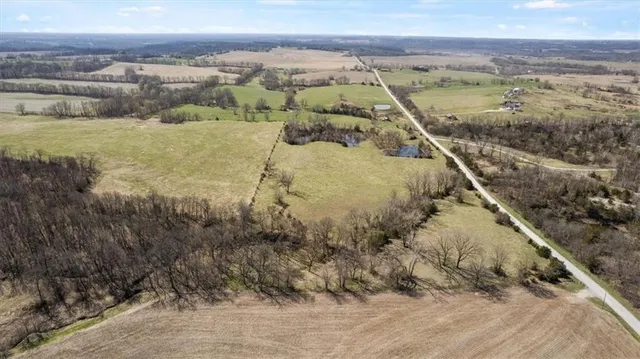 $464,760 | Southeast 95th Road Southeast, Agency, MO 64401